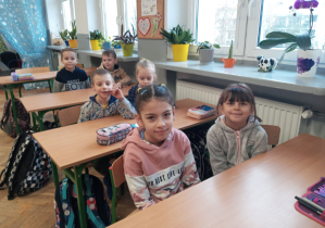 Dzieci z Grupy Żaby w Szkole