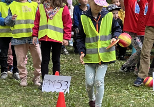 Żaby w trakcie trwania turnieju sportowego