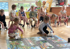 Grupa "Żaby" podczas warsztatów - Zuzanna W. i Nela