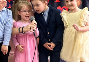 Dzień Rodziny w Misiach - Leia, Antoni i Julia P.