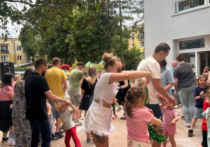 Piknik Rodzinny - tańce