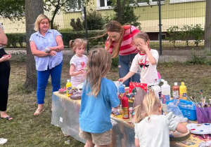 Piknik Rodzinny - malowanie na drewnie