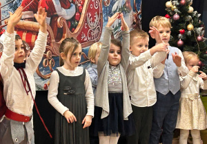 Grupa Kotków podczas występu