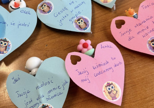 Małe serduszka dla dzieci.